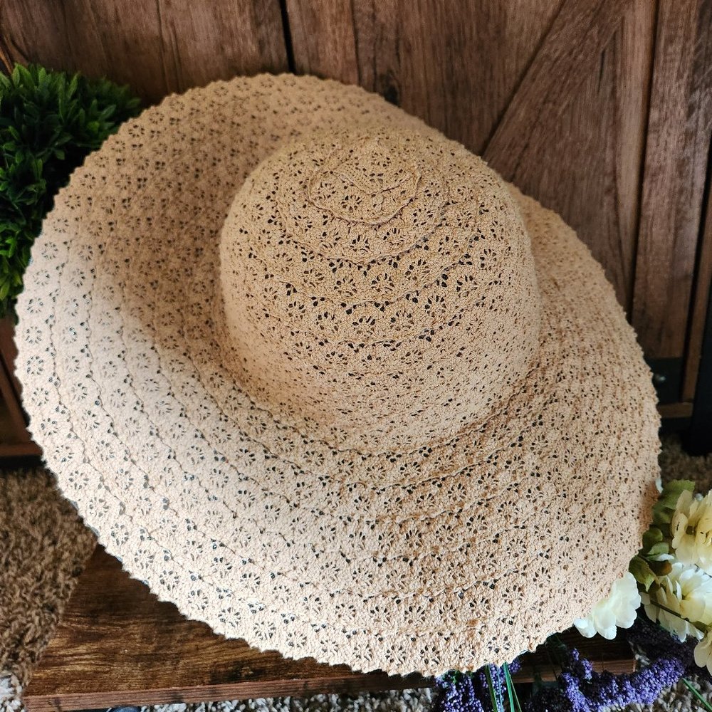 SUNFLOWER 🌻  EMBROIDERED SUN HAT